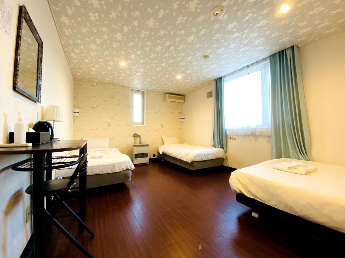 Petit Hotel Melon Nakafurano Zewnętrze zdjęcie