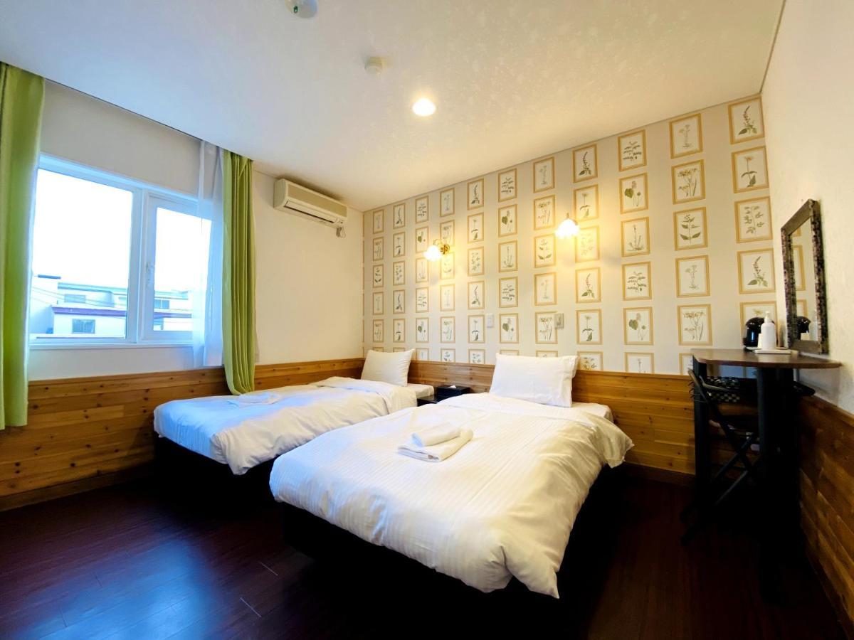 Petit Hotel Melon Nakafurano Zewnętrze zdjęcie