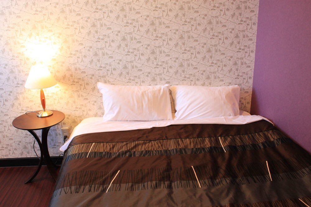 Petit Hotel Melon Nakafurano Zewnętrze zdjęcie